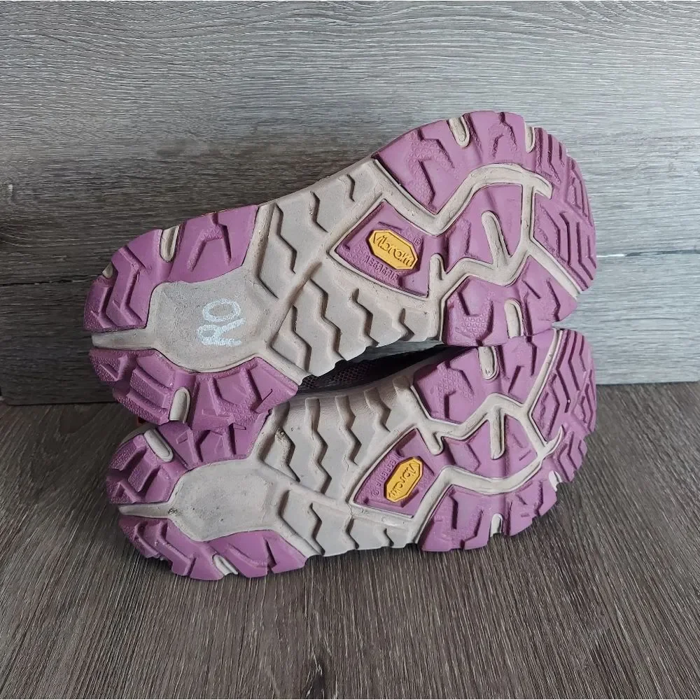 Hoka One One gore tex